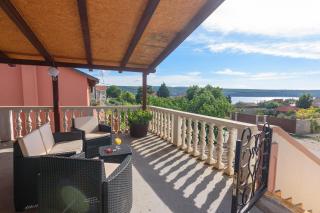 Apartman Bitunjac - Gornji Karin - 0
