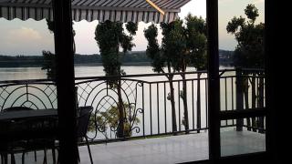 Lake Apartment - 9