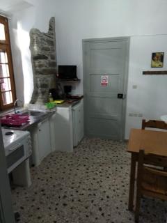 Apano Vrysi - Città di Tinos - 8