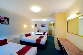 Aspley Motor Inn - 3