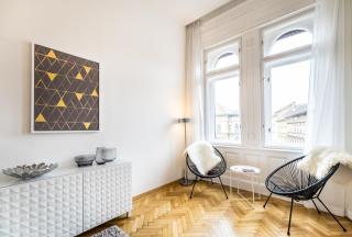 BpR Luxe de Noir et Blanc Apartment - Budapeste - 3
