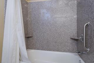 Baymont Inn & Suites by Wyndham Sturgis - Sturgis - 7
