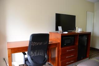 Super 8 by Wyndham Franklin Hwy 31 - 2