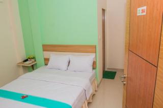 Berlian Hotel - Ende - 1