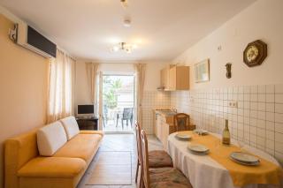 Apartment Smuljic - Vrboska - 1