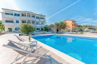 Apartments Ruzmarin - Lun - 9
