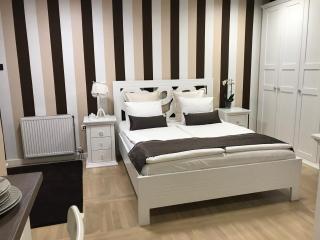 Lux new white apartment - Novi Sad - 0