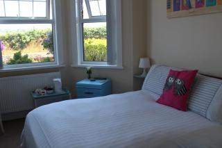 Sea Jade Guest House - 4