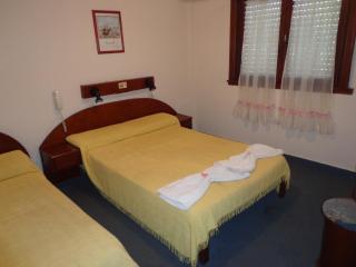 Hotel Shelter - 7