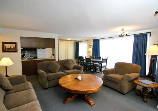 Heron's Landing Hotel - Campbell River - 6
