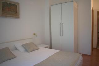 Apartments by the sea Podgora, Makarska - 13864 - 2