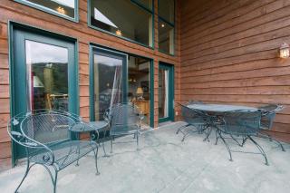 Ski Slopes and Scenic Views - 1