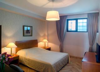 TiflisLux Apartment - Old City Philarmonic - Tbilisi - 3