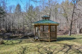 Creekside Retreat - 7