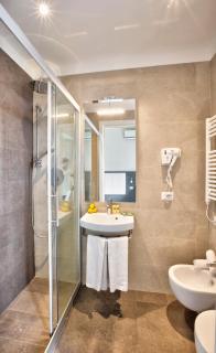 Hotel Clara - Riccione - 7