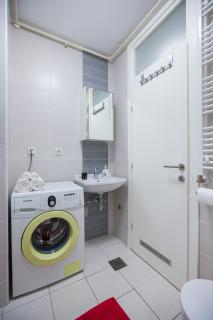 Cozy & Modern Studio with Balcony - Zagabria - 1