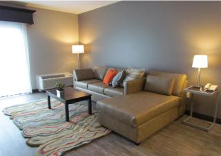 Hotel at Batavia Downs - 7