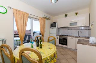 Apartments Caric - Ivan Dolac - 6