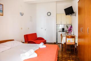 Apartment Herceg - Baška Voda - 1
