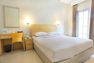 Triniti Hotel Batam - 6