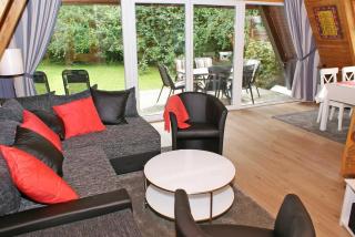 Zeltdachhaus mit moderner Ausstattung - Damp - 4