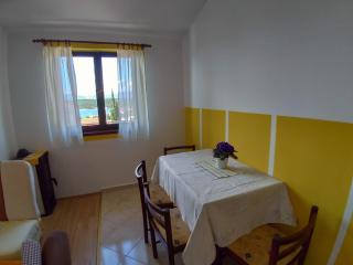 Apartments Beceic - Njivice - 7
