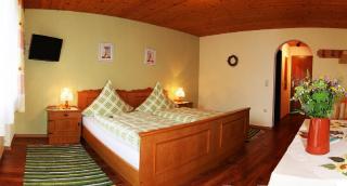 Pension Staufenhof - 1