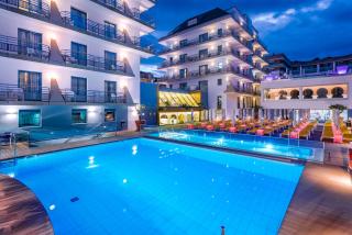 Hotel Alhambra - Santa Susanna - 0