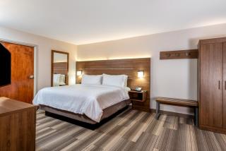 Holiday Inn Express Chapel Hill by IHG - Chapel Hill - 6