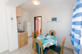 Apartments Ksenija - Primošten - 5