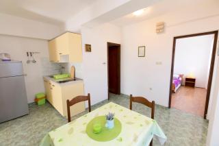 Apartments Ksenija - Primošten - 7