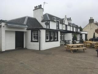 Novar Arms Hotel - Evanton - 8