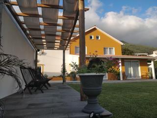 Casa d'Avó Guesthouse and Apartment - Urzelina - 7