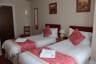 By The Sea Bed and Breakfast - Eastbourne - 6
