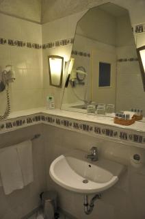 Hotel Pension Savoy near Kurfürstendamm - 7