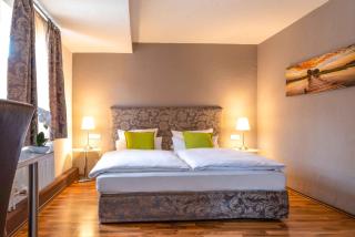 Hotel Engel - Hilders - 1