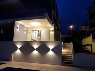 Apartman Mateo - Njivice - 0