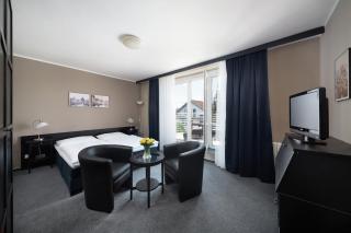 Hotel Tulipan Pruhonice - Prŭhonice - 8