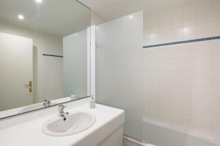 Au Quai Des Pecheurs by Cocoonr - 1