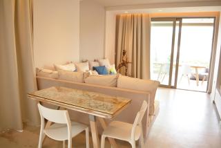 Core Luxury Suites - 1