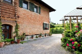 Carossi B&B - Castagnole Lanze - 3