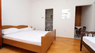 Dinka Guesthouse - 1