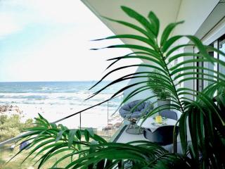 White Tower Mamaia - Private Apartment - 0