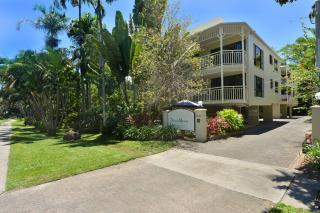 Driftwood Mantaray - Official Onsite Reception and Check In - Port Douglas - 0