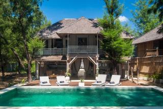 Coral Flora Villa Beach Front - Gili Trawangan - 4