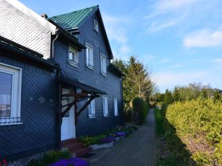 Holiday home with garden - 8