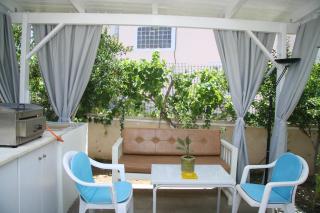 The Dolphin Apartments - Adelianos Kampos - 1