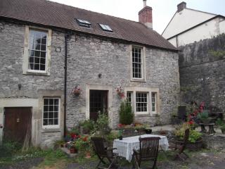 Manor House Annex - Sleeps up to 6 People - 6