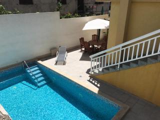 Apartments Ana - Stari Grad - 7