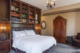 Patterson Inn - 1
